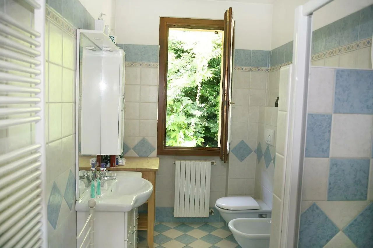 Apartments I Ciclamini Moniga del Garda 意大利