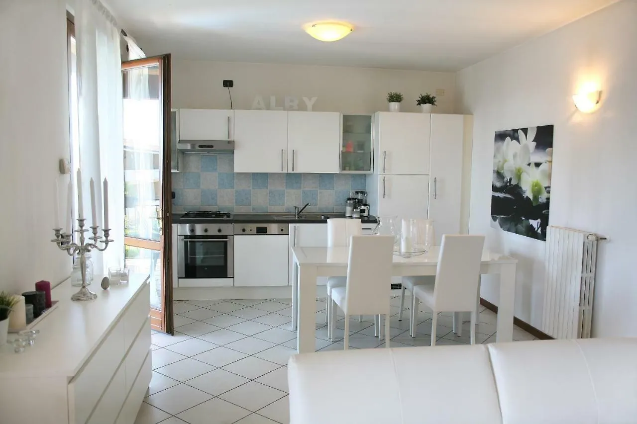 Apartments I Ciclamini Moniga del Garda